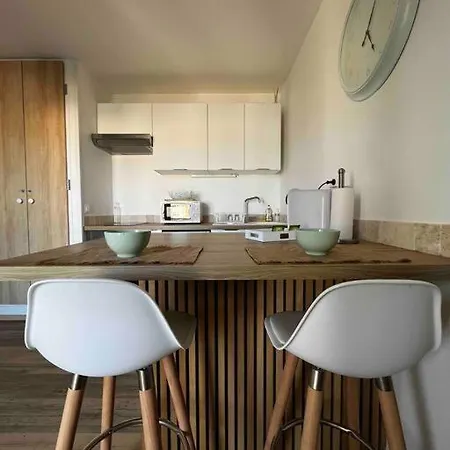 Zen 300m Des Plages Apartman *